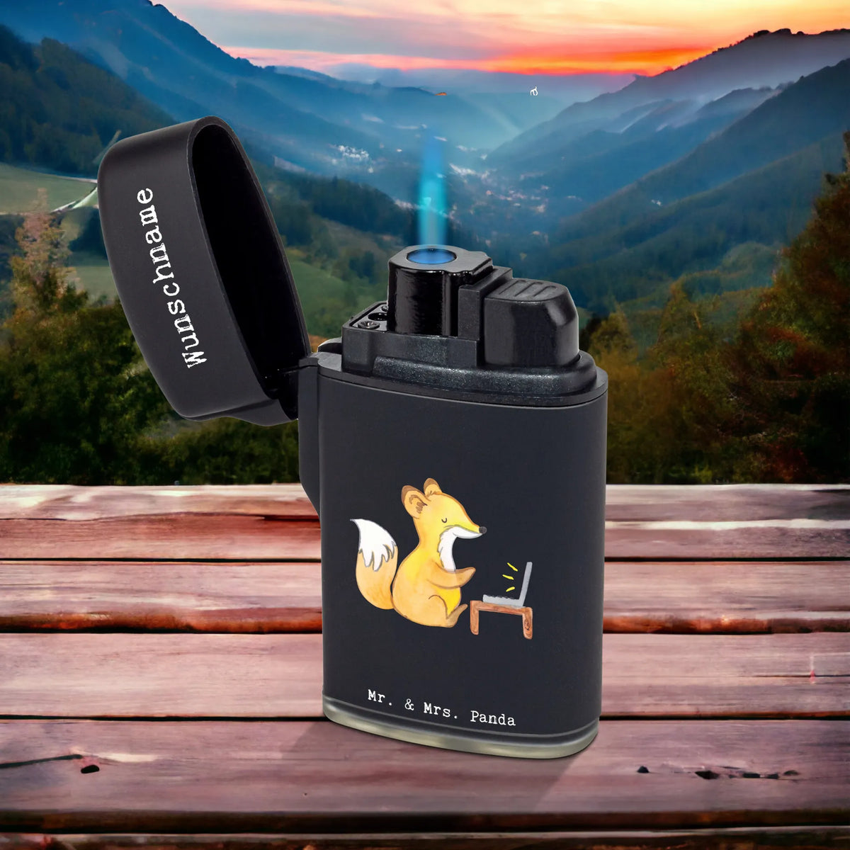 Personalisiertes Feuerzeug Redakteur Herz Individuelles Feuerzeug, Gasfeuerzeug personalisiert, Personalisierbares Feuerzeug, Feuerzeug mit Name, Personalisiertes Feuerzeug, Feuerzeug Personalisiert, Geschenk, Schenken, Jubiläum, Danke, Dankeschön, Beruf, Ausbildung, Abschied, Rente, Kollege, Kollegin, Arbeitskollege, Mitarbeiter, Firma, Online, Referent, Journalist, Redakteur