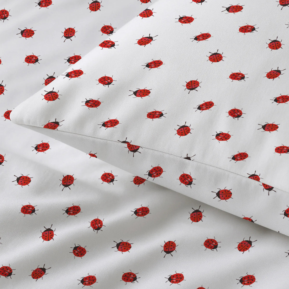 Bettwäsche Marienkäfer Design Muster Baumwoll Satin, Bettwäsche Set, Baumwollbettwäsche, Deckenbezug, Bettwäsche, Kuschelbettwäsche, Bettwäsche Satin, Baumwoll-Satin Bettwäsche, Bettbezug, Bettzeug, Bettdeckenbezug, Kissenbezug, Bettwäschegarnitur, Kissenhülle, Bettwäsche Baumwolle, Niedlich, Marienkäfer, Verspielt, Grüne Punkte, Muster, Aquarell